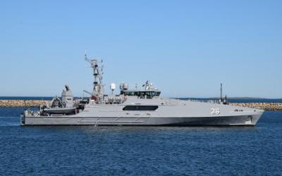 3rd Cape, defence ship