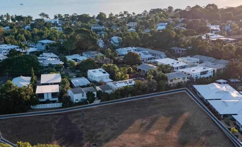 Fannie Bay, 7 Waratah Cres 